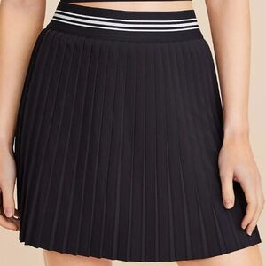 Loft Lou & Grey Pleated Wanderweave Mini Skort - L